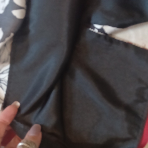 Gorgeous White House Black Market Silky Strapless Floral Dress - Picture 6 of 10